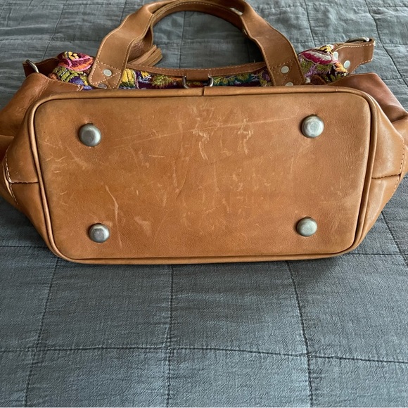 Hiptipico Mini Convertible Bag Leather Handmade - Picture 8 of 8